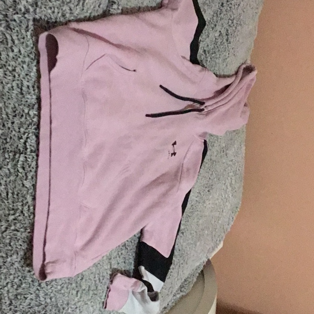 A under armor sweatshirt